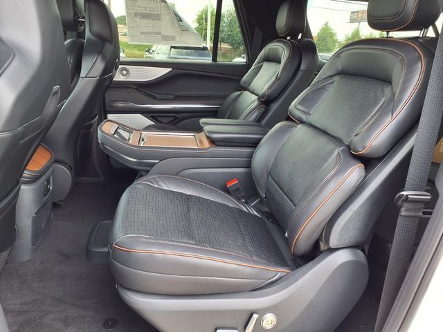 2026 Lincoln Navigator L Black Label
