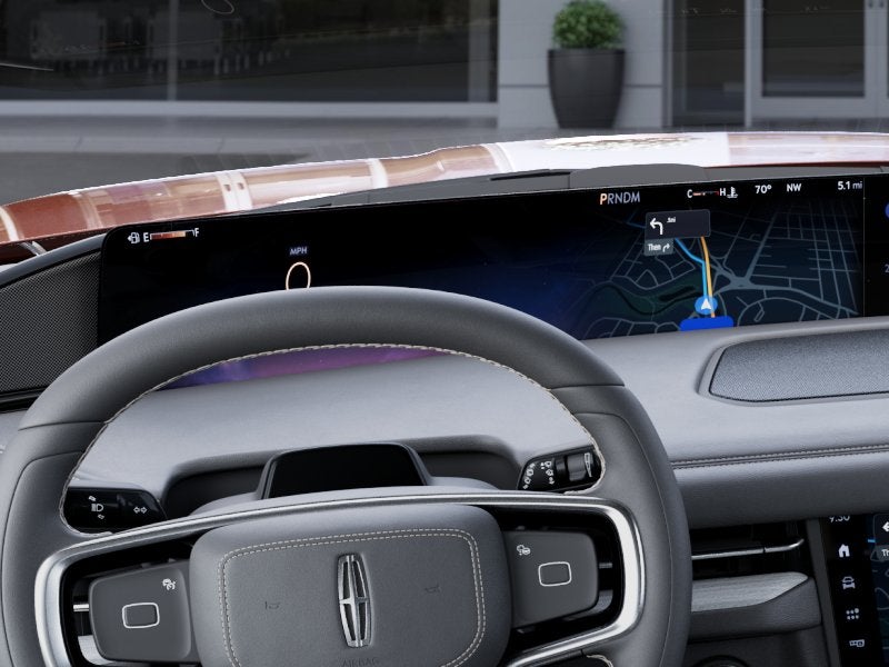 2027 Lincoln Navigator L Premiere