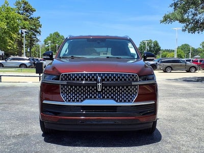 2027 Lincoln Navigator L Premiere