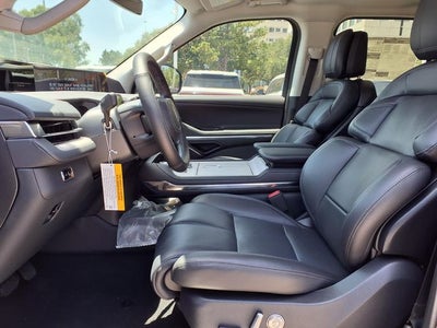 2027 Lincoln Navigator L Premiere