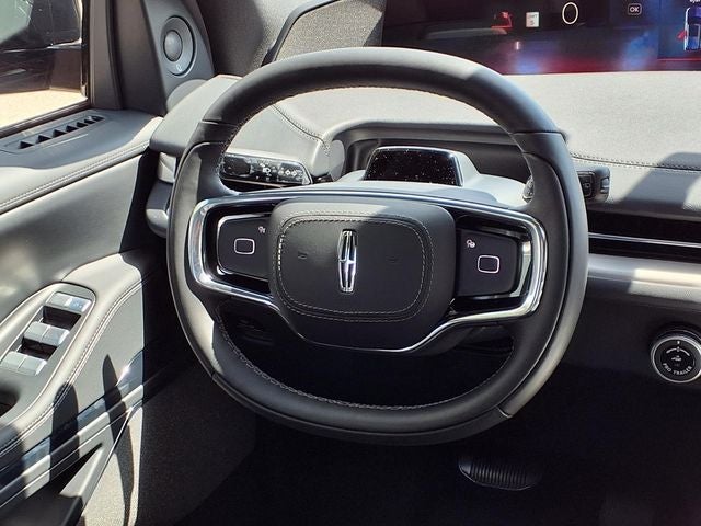 2027 Lincoln Navigator L Reserve