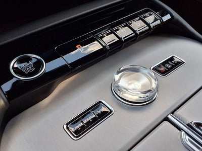 2027 Lincoln Navigator L Reserve