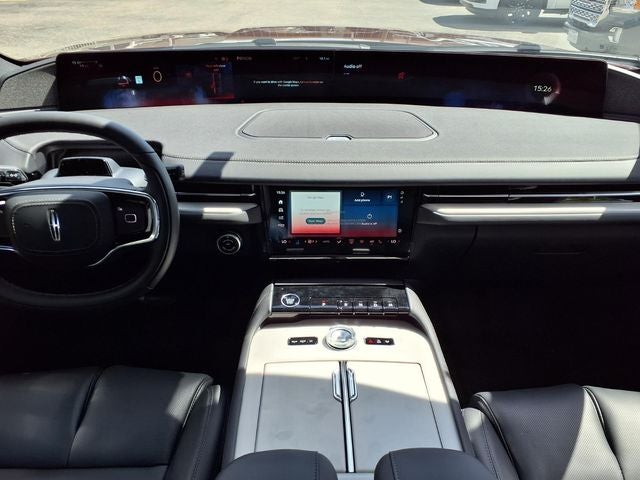 2027 Lincoln Navigator L Reserve