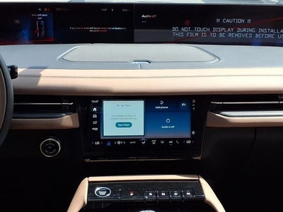 2027 Lincoln Navigator L Black Label
