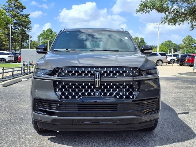 2027 Lincoln Navigator L Black Label