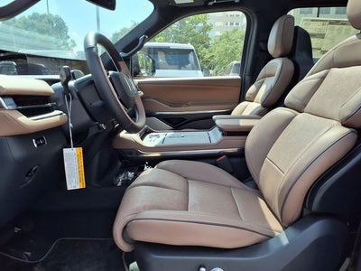 2027 Lincoln Navigator L Black Label