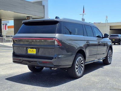 2027 Lincoln Navigator L Black Label