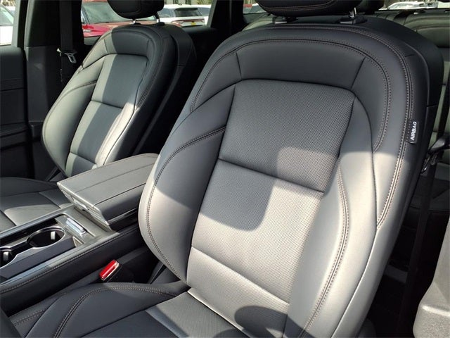 2025 Lincoln Nautilus Hybrid Premiere