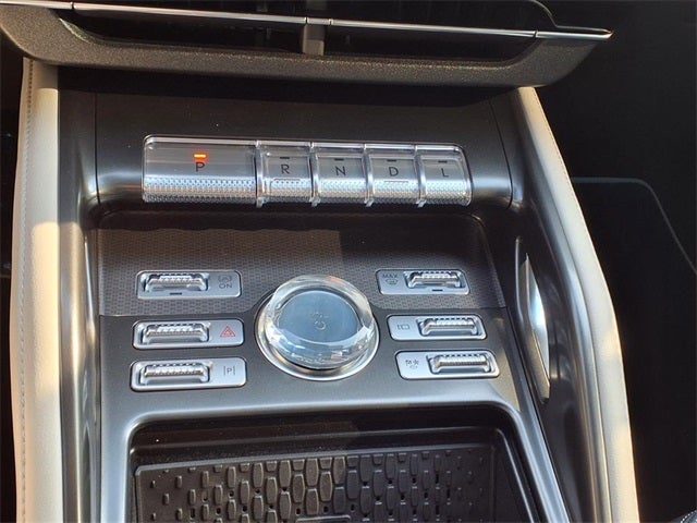 2025 Lincoln Nautilus Hybrid Premiere