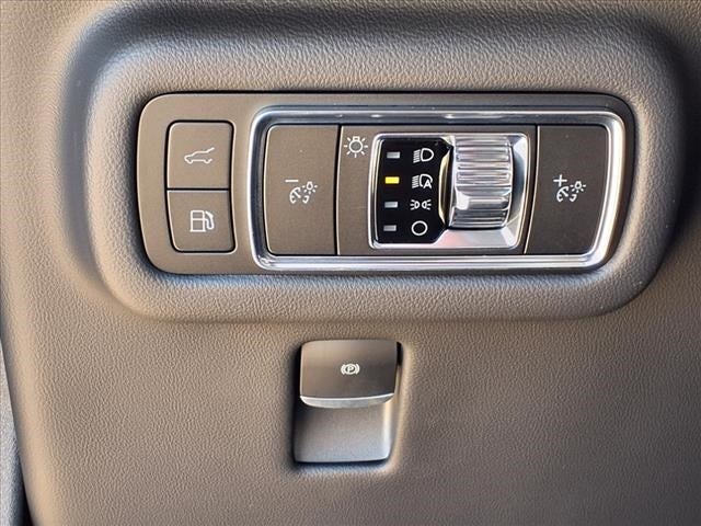 2025 Lincoln Nautilus Hybrid Premiere