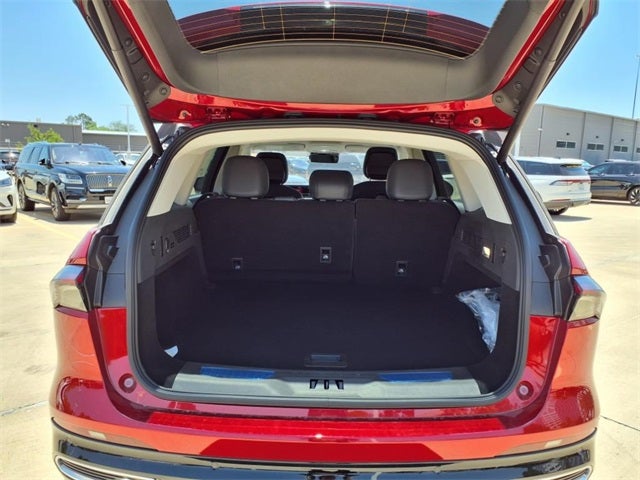 2025 Lincoln Nautilus Hybrid Premiere