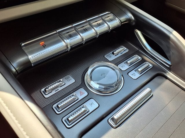 2026 Lincoln Nautilus Hybrid Premiere