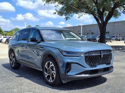 2026 Lincoln Nautilus Hybrid Premiere