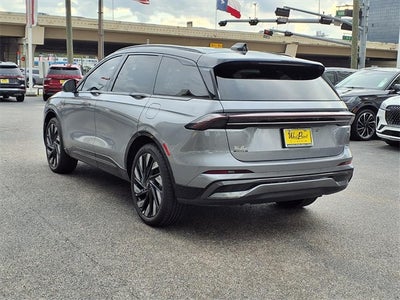 2025 Lincoln Nautilus Hybrid Reserve