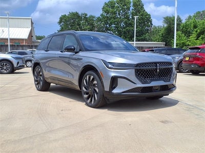 2025 Lincoln Nautilus Hybrid Reserve