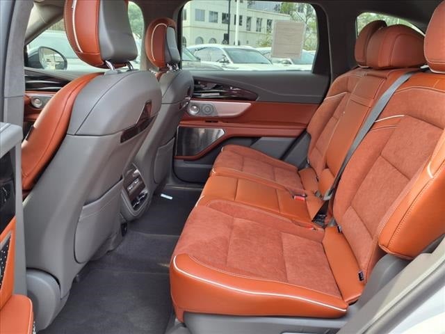 2025 Lincoln Nautilus Black Label