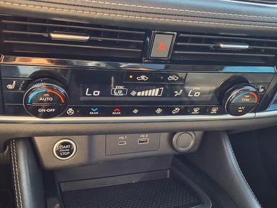 2022 Nissan Rogue SL