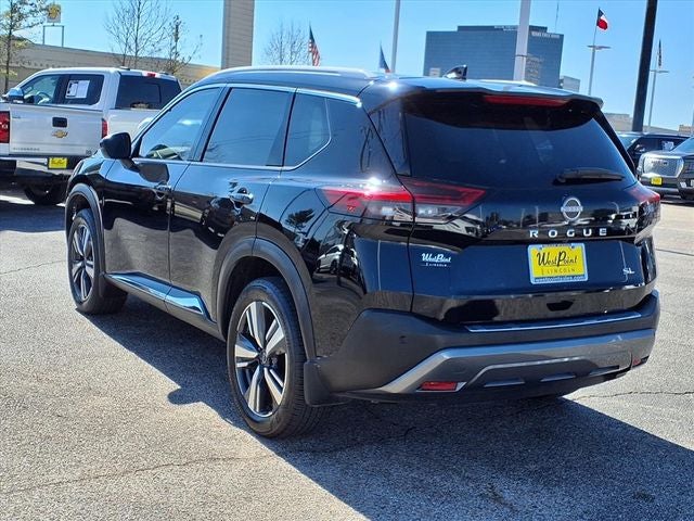 2022 Nissan Rogue SL