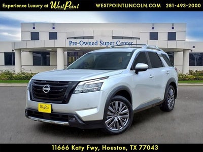 2022 Nissan Pathfinder SL