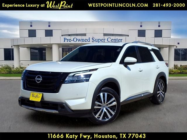 2024 Nissan Pathfinder Platinum 2WD's photo