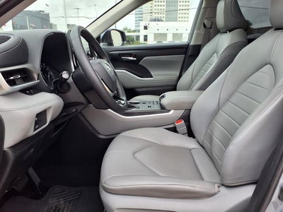 2021 Toyota Highlander XLE