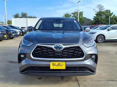2023 Toyota Highlander Hybrid XLE