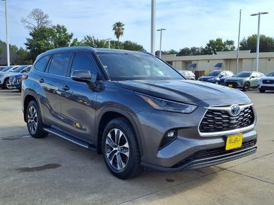 2023 Toyota Highlander Hybrid XLE