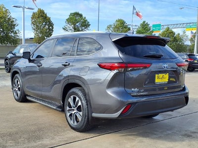 2023 Toyota Highlander Hybrid XLE