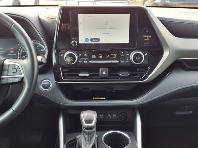 2023 Toyota Highlander Hybrid XLE