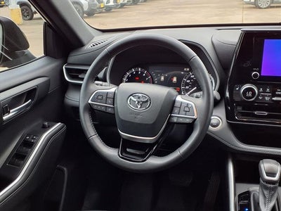 2024 Toyota Highlander XSE