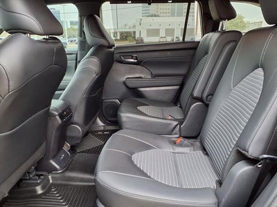 2024 Toyota Highlander XSE