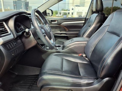 2016 Toyota Highlander XLE V6