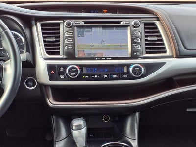 2016 Toyota Highlander XLE V6