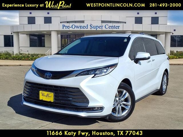 2022 Toyota Sienna Limited 7 Passenger