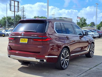 2025 BMW X7 xDrive40i