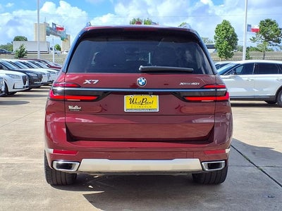 2025 BMW X7 xDrive40i