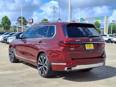 2025 BMW X7 xDrive40i