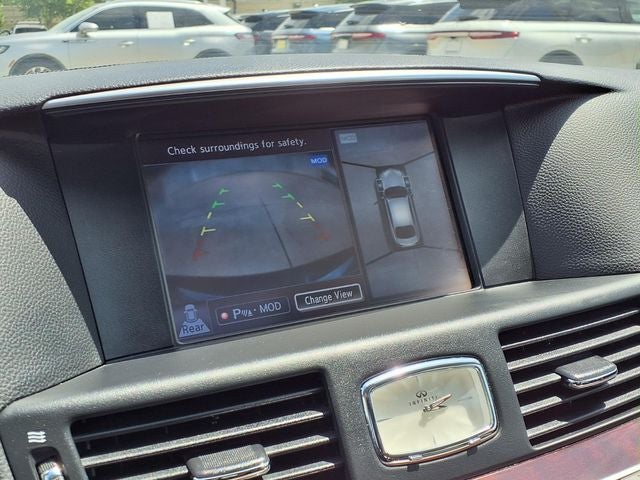 2017 INFINITI Q70 3.7