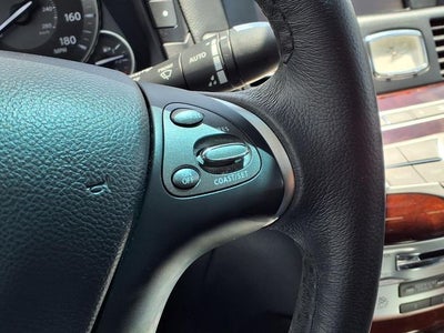 2017 INFINITI Q70 3.7