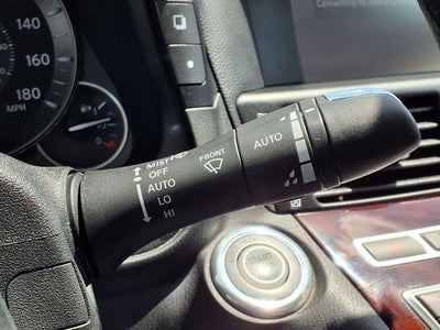 2017 INFINITI Q70 3.7