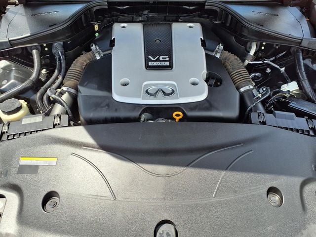 2017 INFINITI Q70 3.7