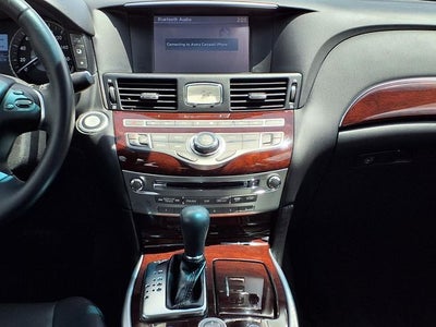 2017 INFINITI Q70 3.7