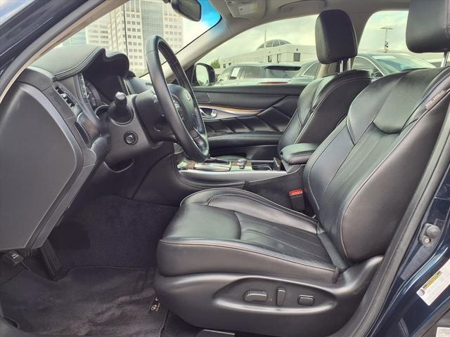 2019 INFINITI Q70L 3.7