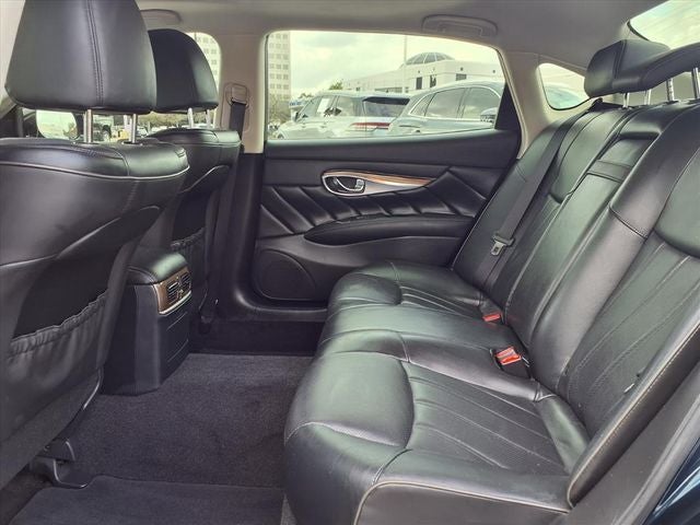 2019 INFINITI Q70L 3.7