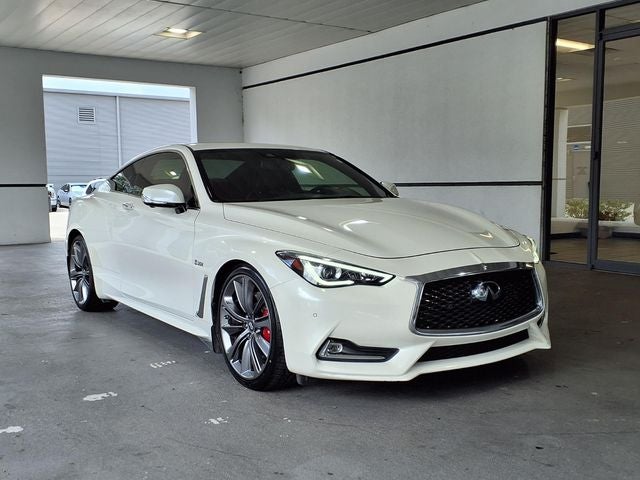 2018 INFINITI Q60 Red Sport 400