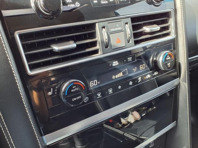 2023 INFINITI QX80 Premium Select