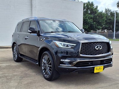 2023 INFINITI QX80 Premium Select