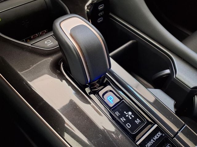 2025 Toyota Crown Platinum