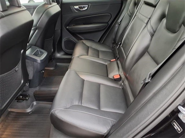 2019 Volvo XC60 T5 Momentum