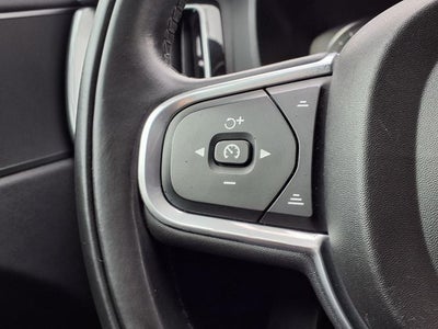 2018 Volvo XC60 T5 Momentum